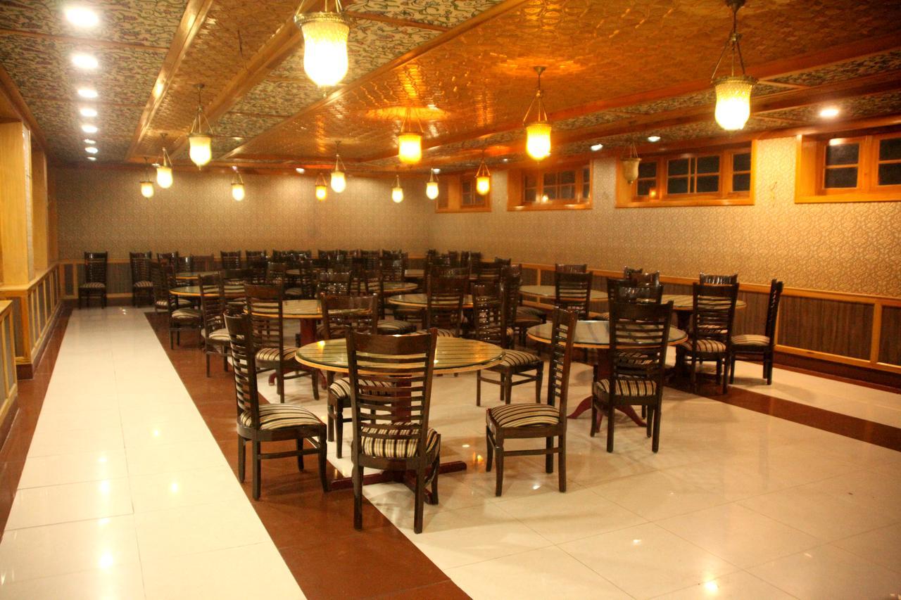 Hotel New Park At Dal Lake Srīnagar Kültér fotó